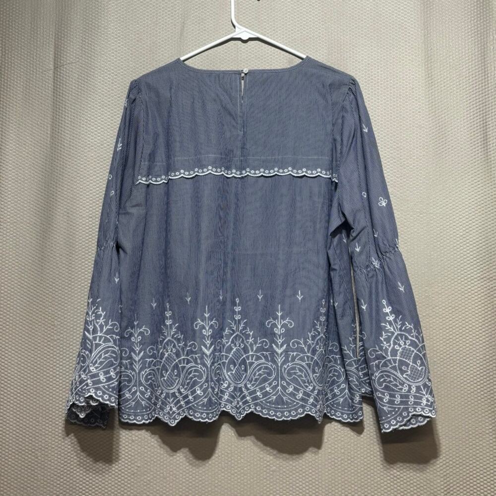J Crew Women’s Bell Sleeve Embroidered Blouse In Striped Poplin Blue White Large - Picture 7 of 7